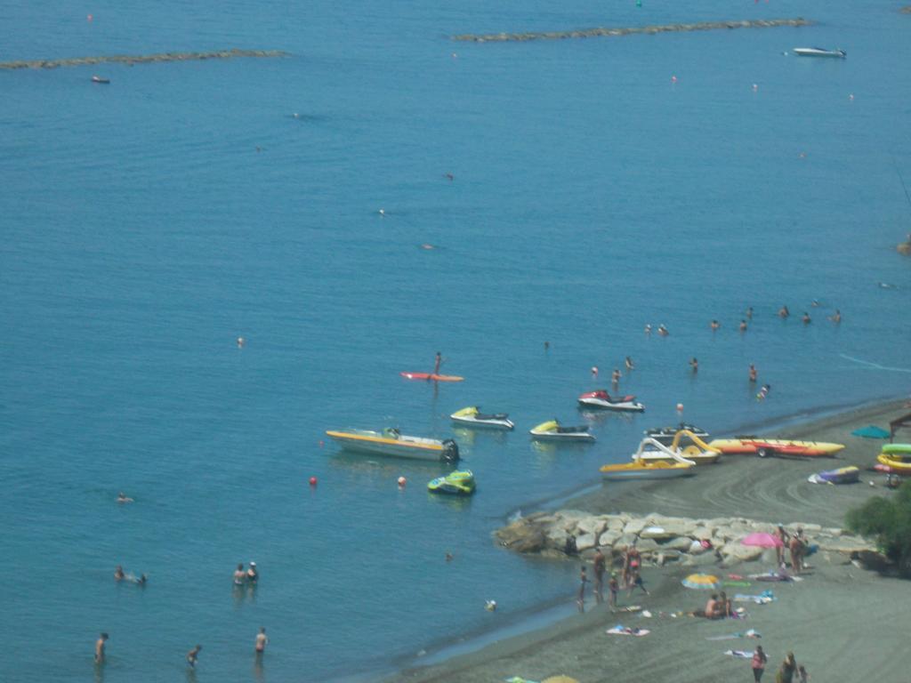 Myria Court Apartment Limassol Luaran gambar